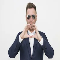 Mega Dance